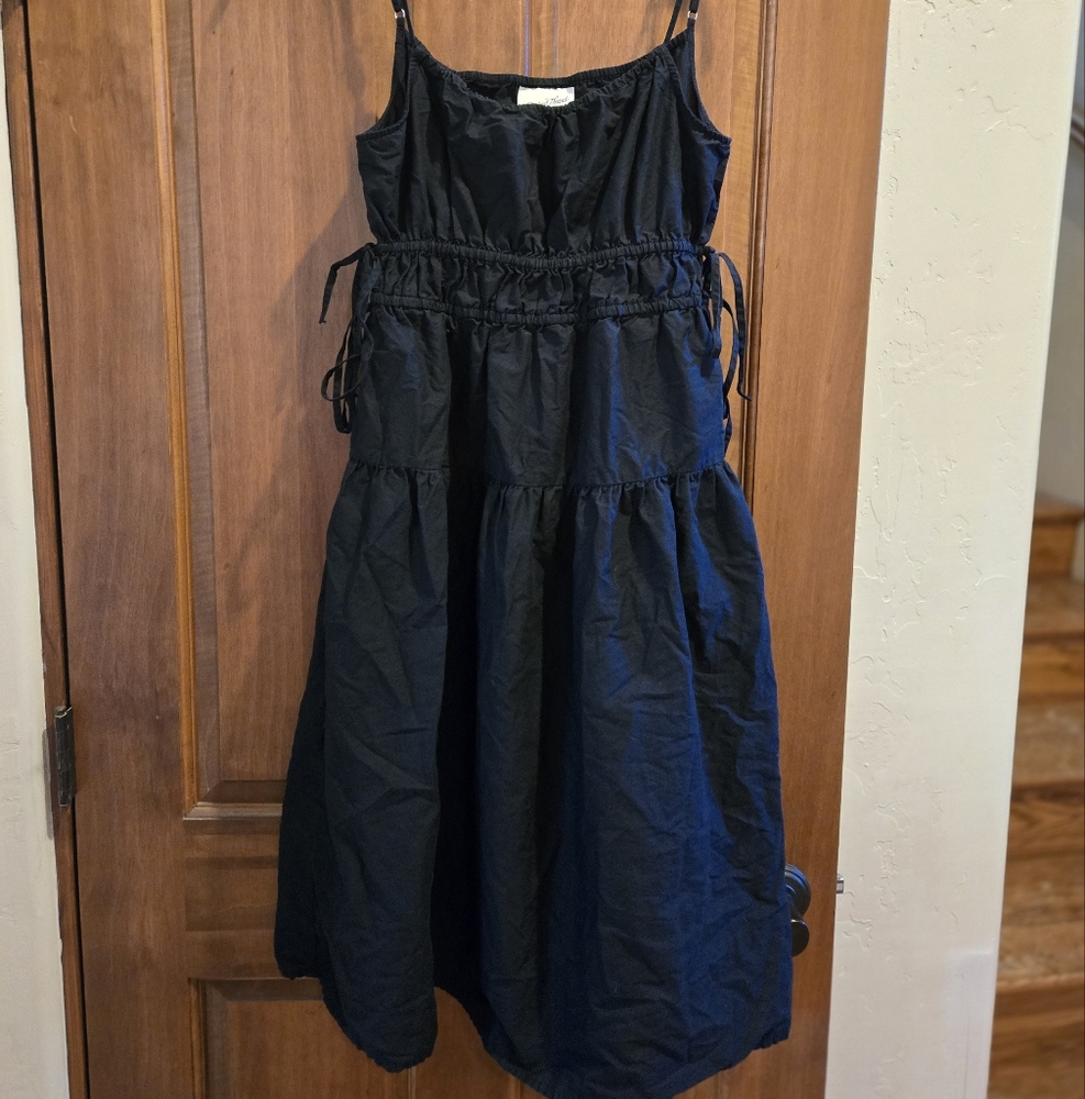 Black Spaghetti strap tiered midi dress - Picture 4 of 4